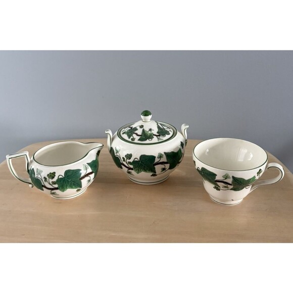 Wedgwood Of Etruria Napoleon Ivy Creamer & Sugar Bowl and Tea Cup - Picture 1 of 16